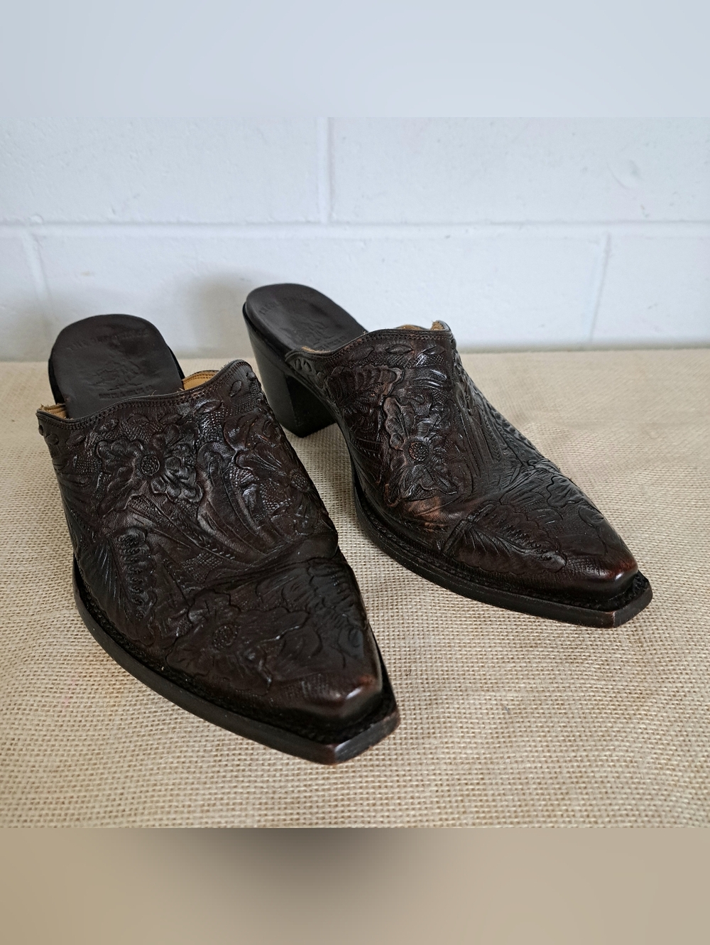 Old Gringo Embossed Hand Tooled Leather Western Slip-On Mules Dark Brown Sz8.5